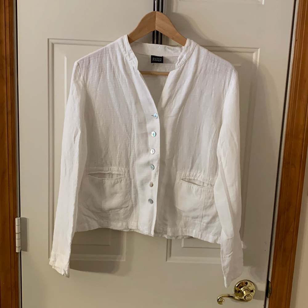 Eileen Fisher crinkly, white linen blend jacket size small